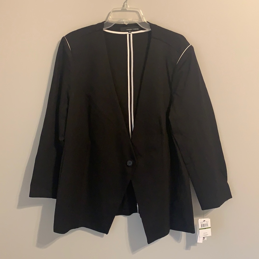 NWT Amanda & Chelsea Black 1X Blazer